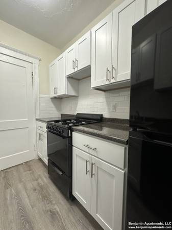 $2,545 / 1br - **SIN COMISIÓN** Fenway 1 habitación en Park Dr, calefacción y agua caliente incluidas. Disponible AHORA. (Fenway)63839292636035120