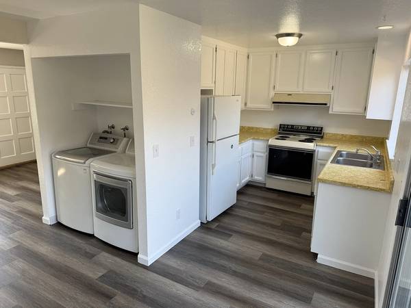 $1,435 / 2br - 2 bed 1 bath located in downtown Petaluma! (petaluma)64000589493891122