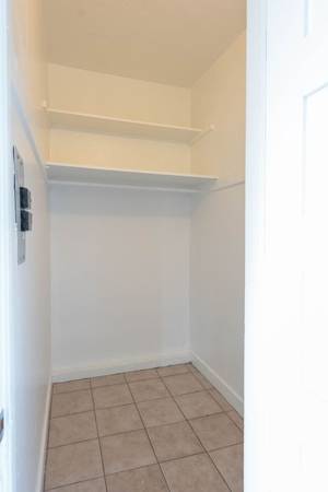 $1,195 Studio, Onsite Laundry Facility, Pet Friendly (257 South Kenmore Avenue, Los Angeles, CA)63952927458306124