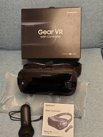 Samsung Gear VR SM-R325 With Controller 1