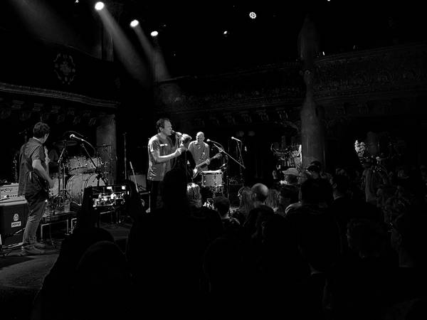 Need photos of your live gig?64045596041987121