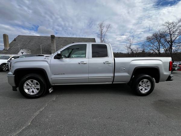5YR/100K WARRANTY INCLUDED 17 GMC Sierra SLE 1500 5.3L V8 4x4 ONLY 98K - $21,795 (dracutscarconnection.com You're Approved! $2000 Down $85/WK)63615579702403123
