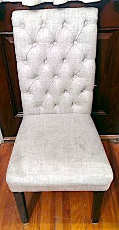 White Fabric Dining Room Chairs 1