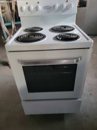 Marathon 24" Wide Apartment Size Coil Range 1