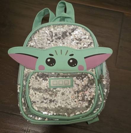 Disney Star Wars Mandalorian The Child GroguBaby Yoda Sequin Mini Backpack Bag 1