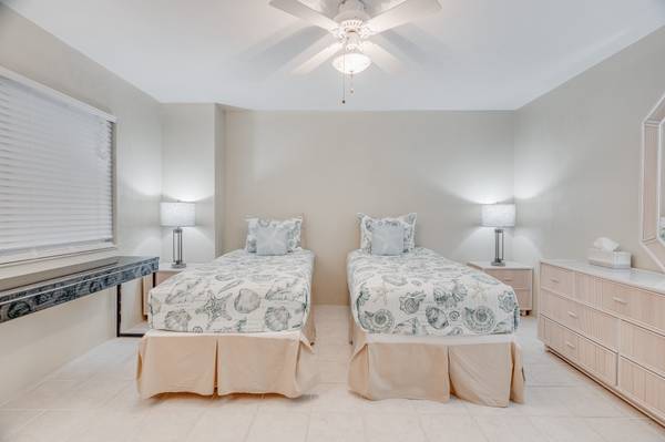 $2,695 / 2br - 1380ft2 - 2545 S Atlantic Ave #1907 (Daytona Beach Shores)63791574962305123