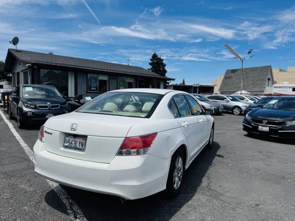 2010 Honda Accord LX P 4dr Sedan 5A Quality Vehicles! S, HABLAMOS ES - $6,750 (+ Blue Eagle Motors)63470883530241122
