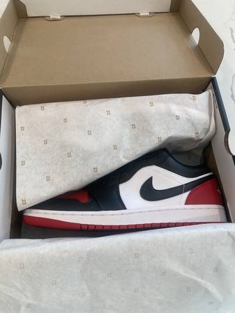 Air Jordan 1 bajo talla 11.5 BRED nuevo en caja - $50 (Scripps Ranch)63471472626049120