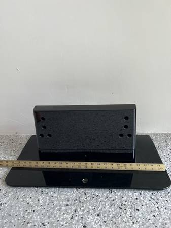 Samsung OEM Flat Screen TV Table Stand with Tempered Glass Base 1