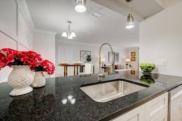 $1,119 / 2br - 984ft2 - Rental Office, In Evansville, 2/BD 2/BA (600 Normandy Dr, Evansville, IN)63953484652546121