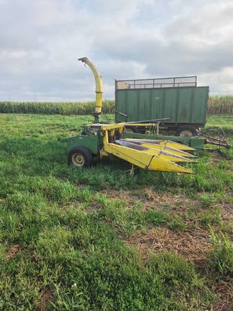 Jd 3960 silage chopper 1