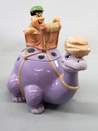 New WB Flintstone BIG Cookie Jar 1