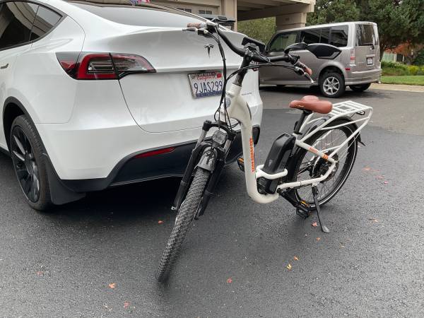 RAD CITY STEP THROUGH ELECTRIC BIKE 1