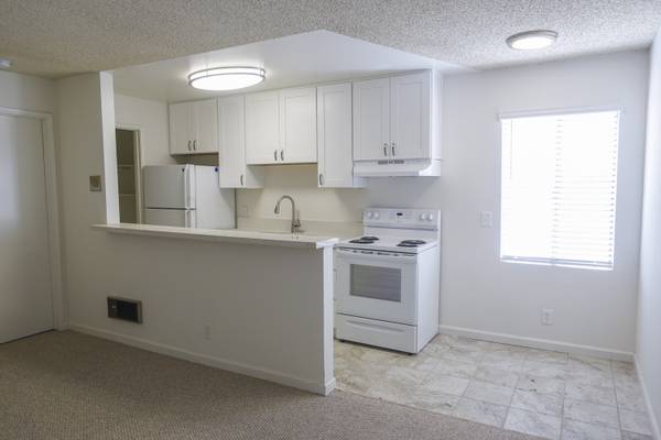 $1,695 / 1br - 525ft2 - *MOVE-IN SPECIAL* 55 & UP / SENIOR Community 1BR/1BA (North Park)63663820051587121