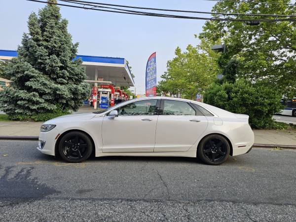 2017 Lincoln MKZ Black Label - $11,500 (Cash Sale)63654713210241121