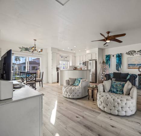 $1,499,000 / 3br - 1800ft2 - Charming Detached Condo on Rarely Available N. Cleveland St. (Oceanside)63954709756290123
