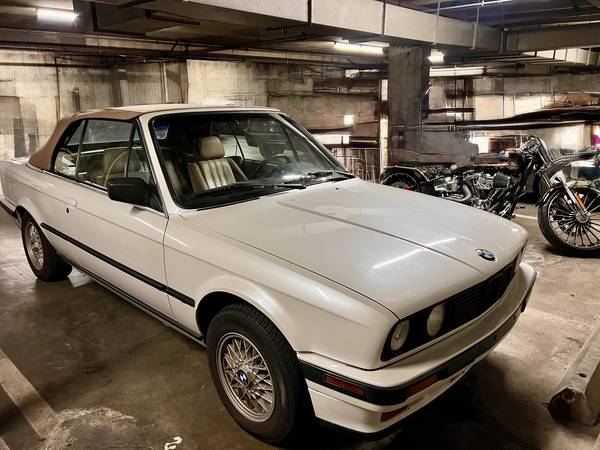 BMW e30 325i cabrio pearl white 1992 - $15,000 (pasadena, ca)63476648175489124