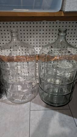 6 gallon glass carboys, sell cheap or trade for 5 gallon 1