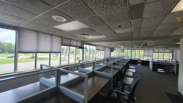 $1 Open Large Suite with Private offices in Best Location of Southfield (Southfield)64018943317121122