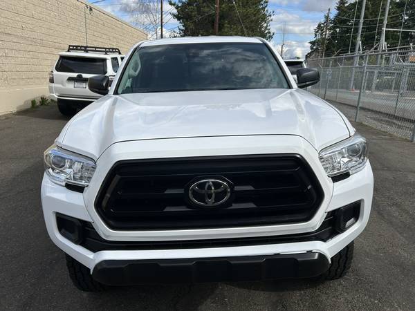 2020 Toyota Tacoma Access Cab SR5 V6 4WD --Título limpio, automático, elevado-- - $33,995 (kirkland)63613935157505121