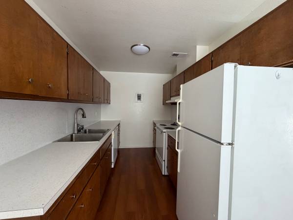 $1,950 / 3br - 1250ft2 - 3 Bedroom - 2 Bath; Walkable to Downtown Bars & Restaurants (Woodland)64043836481667124