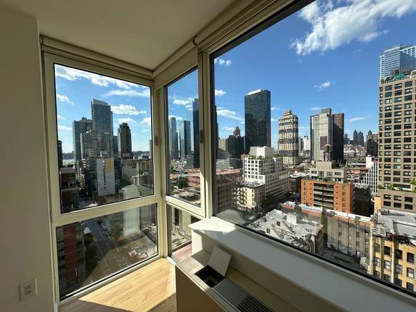 $4,595 / 2br - (NO Fee) + WD in UNIT + FULL WALL ALLOWED Jr 2 Bed in Midtown West (Midtown West)63945497549187123