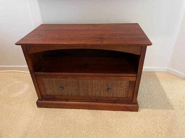 Side Table / End Table / TV Console Table 1