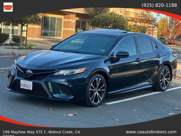 2018 Toyota Camry - ACCEPT CASH, CREDIT CARDS, AND DEBIT CARDS!! 1