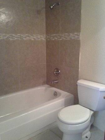 $1,450 / 2br - 932ft2 - 3313-116 N 68th St (Scottsdale)63623896602371123