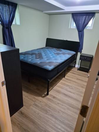 $780 Walk to the metro station. Fully furnished. Utilities included. (MD / DC / VA)64040026385409120