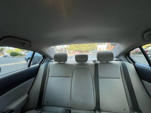 cars - $9,000 (Seattle)63623561492611123
