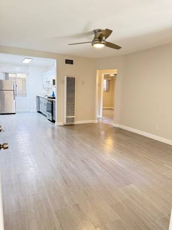 $2,695 / 2br - 775ft2 - LARGE 2 BEDROOM / 1 BATH ALMOST EVERYTHING NEW  $2695 (South Park)63819309958017121