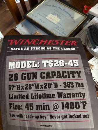 Large safe 1
