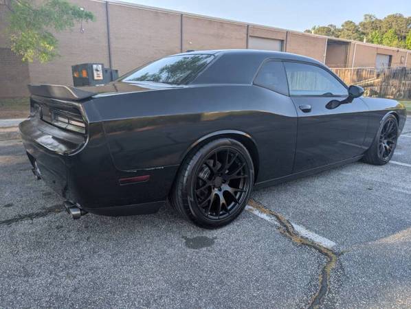 2014 Dodge Challenger R/T 2dr Coupe - $13,000 (Stone Mountain)63620923449987122