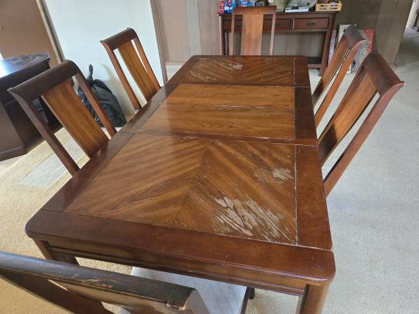 GARAGE SALE (Pacific Palisades)63825497910017121