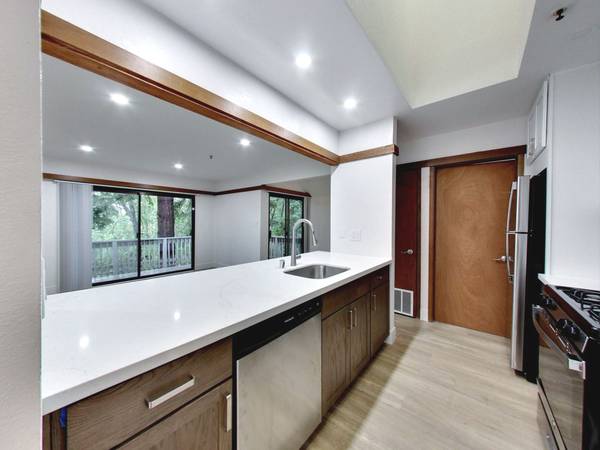 $2,383 / 1hab - 648ft2 - Estacionamiento cubierto, acceso directo al río Napa, piscina y spa (condado de Napa)63695840225539123