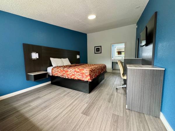 $266 KNIGHTS INN WEEKLY SPECIAL (Greenville)63948355854339121