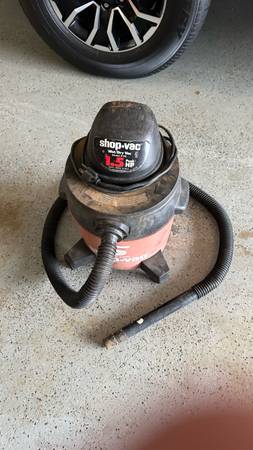 Shop vac  wet/dry 1