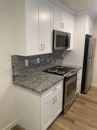 $2550.00 / 1br - 650ft2 - Large 1 Bd with patio63994248183811123