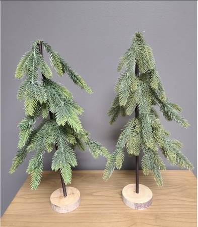 New In Box Table Top Christmas Trees 1