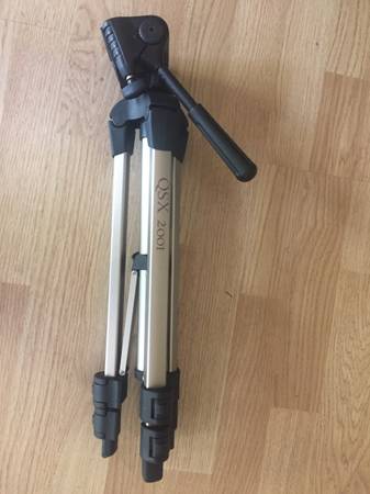 Quantaray by Sunpak  QSX 200I Tripod For Sale 1