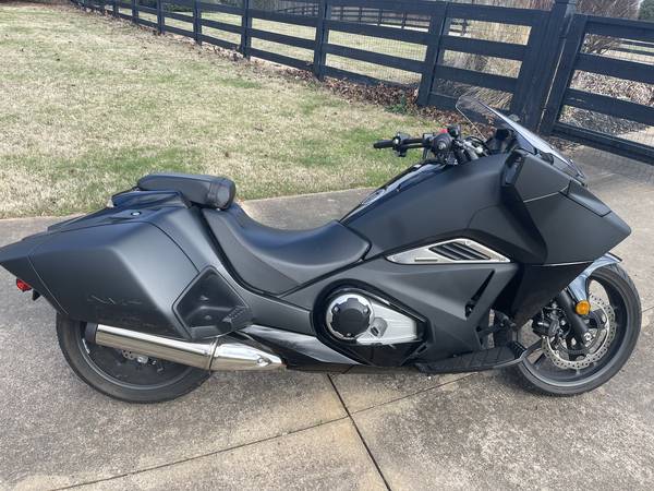 2016 Honda NM4 Vultus THE BATBIKE