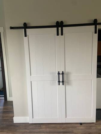 Small project carpenter for hire 1