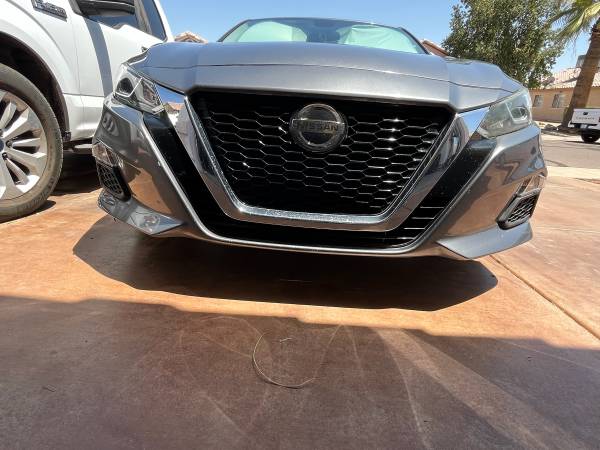 2019 nissan altima 1