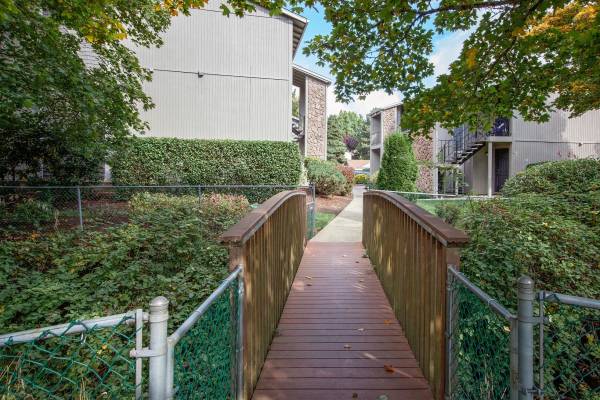 $1,449 / 2br - 803ft2 - ¡La vida acaba de mejorar! 🤑 ¡1 mes gratis! 🤑 (5400 Southwest 180th Avenue, Aloha, OR)63914741205635120
