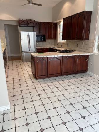 $820 / 1br - 59 St Marks Pl, New York, NY (New York, NY)63978411102595120