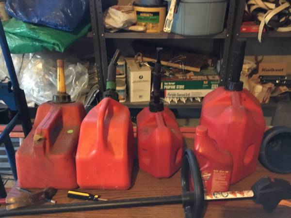 Gas cans 1