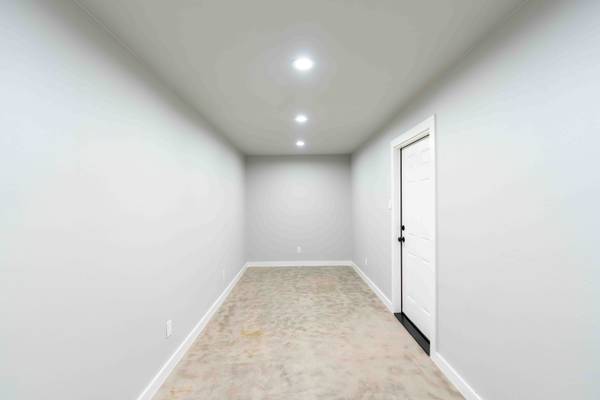 $1,950 / 2500ft2 - 2,500 SQ FT Warehouse Space Available at Meyers Industrial Park (Sherman)64213530504577124