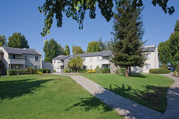 $2,285 / 1br - 600ft2 - Laundry Facility, Resident Lounge, Plush Carpeting (fremont / union city / newark)63695784821379121