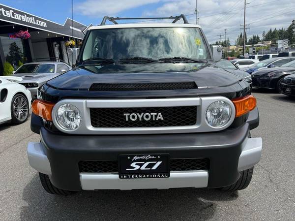 2014 Toyota FJ Cruiser AT 4WD V6 - $36,999 (+ Sports Cars International - Lynnwood)63497656264963121